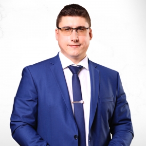 Новик-Мороз Павел Петрович - Заместитель по управлению и развитию бизнеса